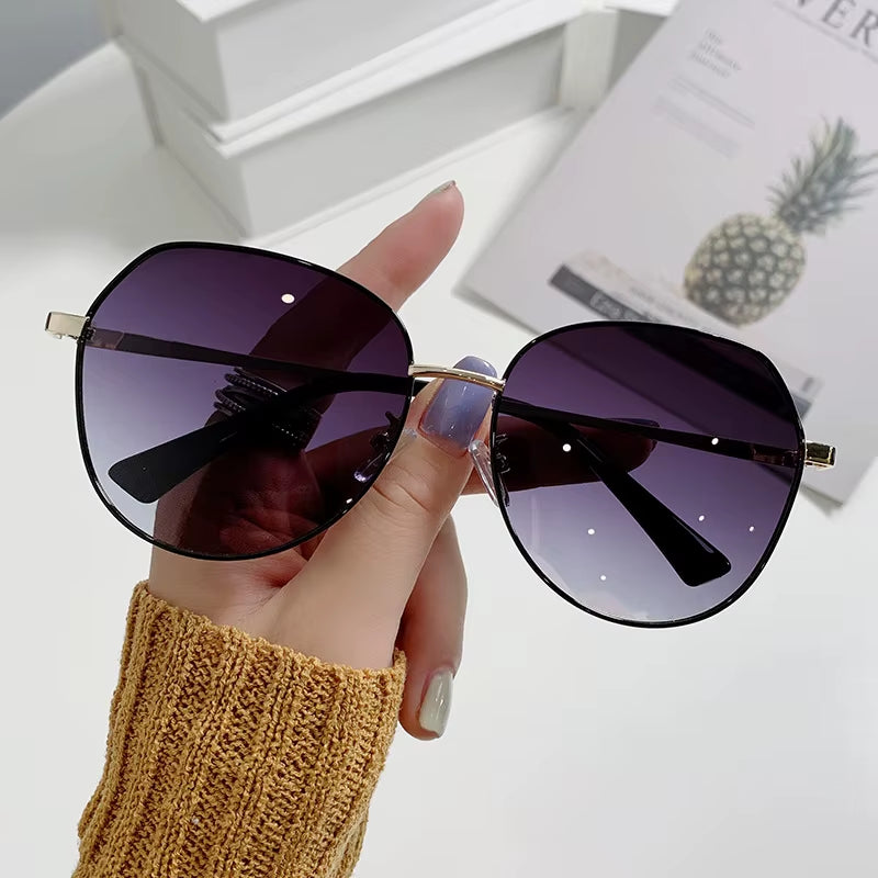 Hot Selling Metallic Sunshade Glasses Women'S Advanced Sense Polarizing Sunglasses UV Protection Sun Summer Sports T194